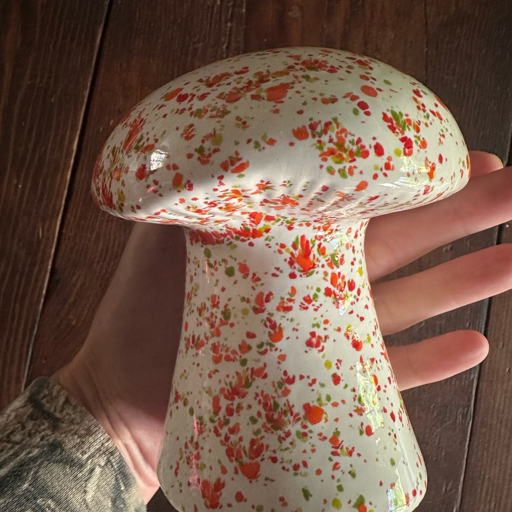 Vintage 1950s Mushroom Shaker Speckled Large Ceramic 5” White Unused NEW